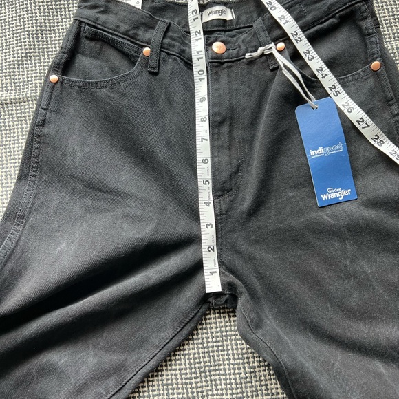 WOMEN'S WILD WEST HIGH RISE STRAIGHT JEAN IN BLACK - Picture 11 of 15